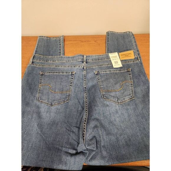 NWT Signature Levi Strauss 20M w35, L30 Midrise skinny - Picture 9 of 9